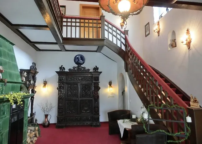 Hotel Hotel-garni Drachenburg 3*