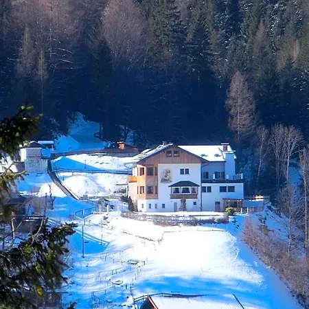 Hotel Hotel-garni Drachenburg 3*