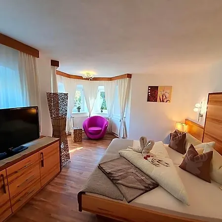 Hotel-garni Drachenburg 3*