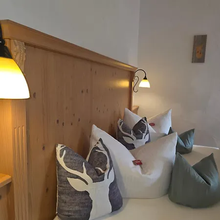 Hotel Hotel-garni Drachenburg 3*