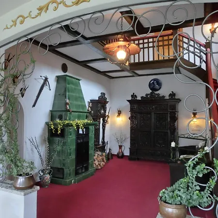 Hotel Hotel-garni Drachenburg 3*